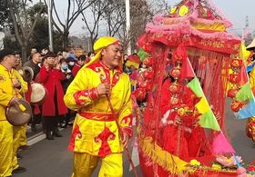 【我们的节日】舞龙舞狮闹元宵 传统民俗庆佳节