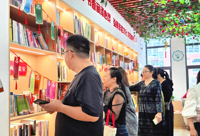 Sz5nyk1YiiZTkHjd.jpg Sz5nyk1YiiZTkHjd.jpg