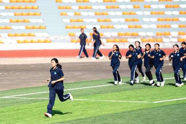 QX5JYDRcJQbNhQn7.jpg QX5JYDRcJQbNhQn7.jpg