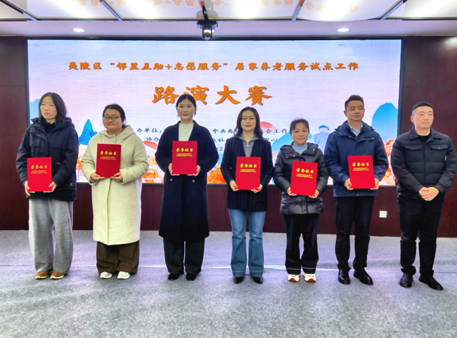 1P4d5EQyNZBaAjjX.png 1P4d5EQyNZBaAjjX.png