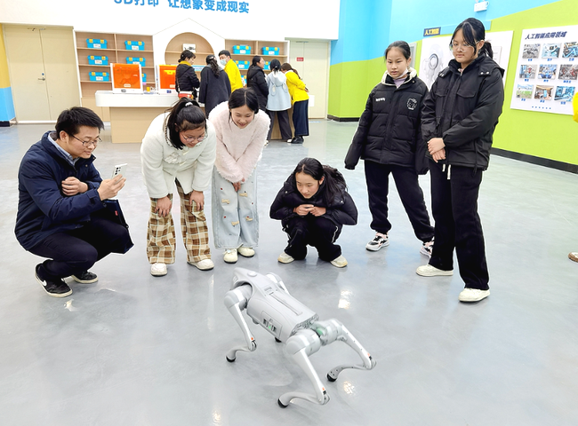 AmJkPraTT1NhkfNG.png AmJkPraTT1NhkfNG.png