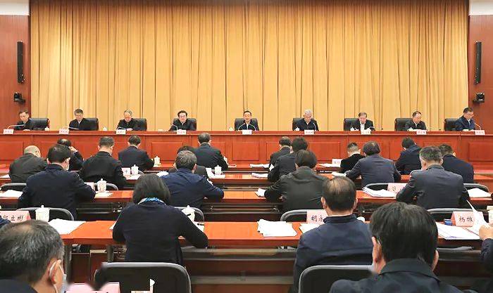 全国农业农村厅局长会议在京召开