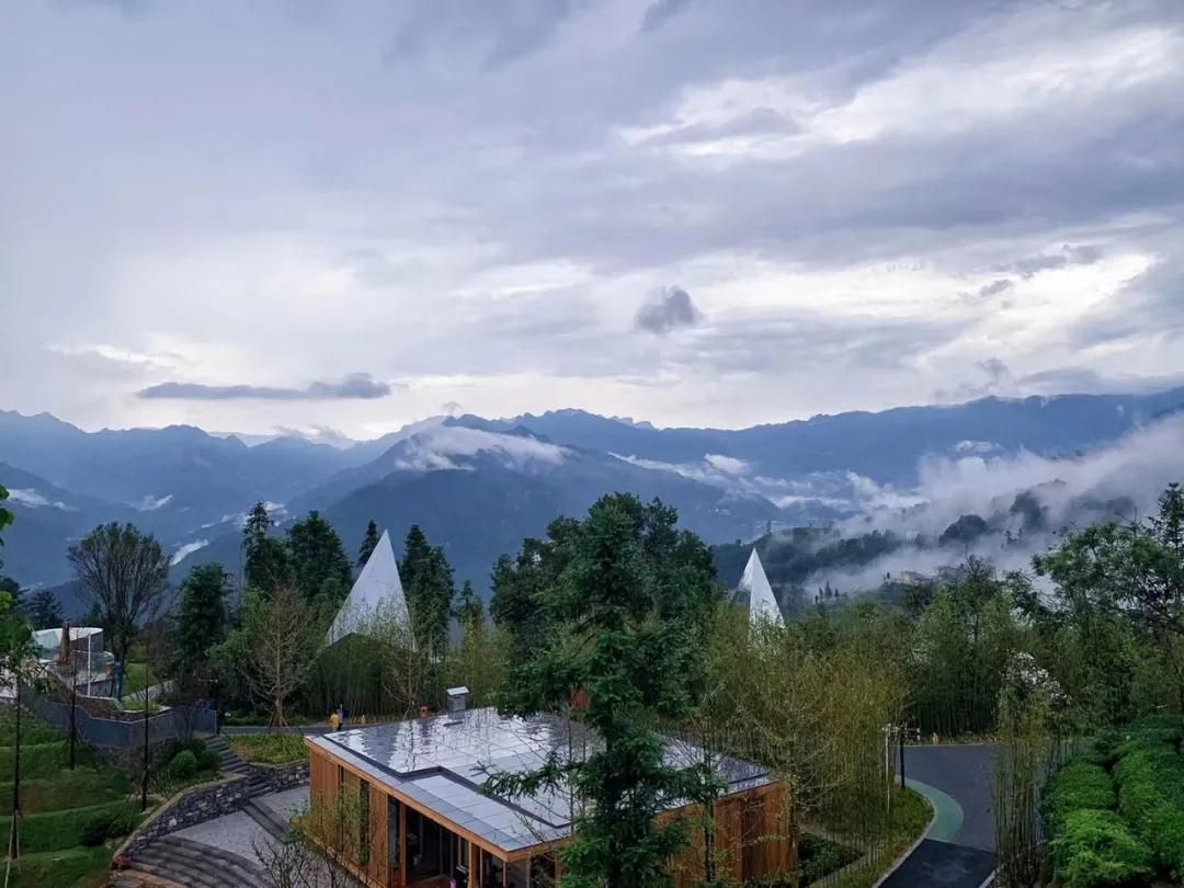 邓村坪村_三峡茶旅小镇, 致敬向上人生!